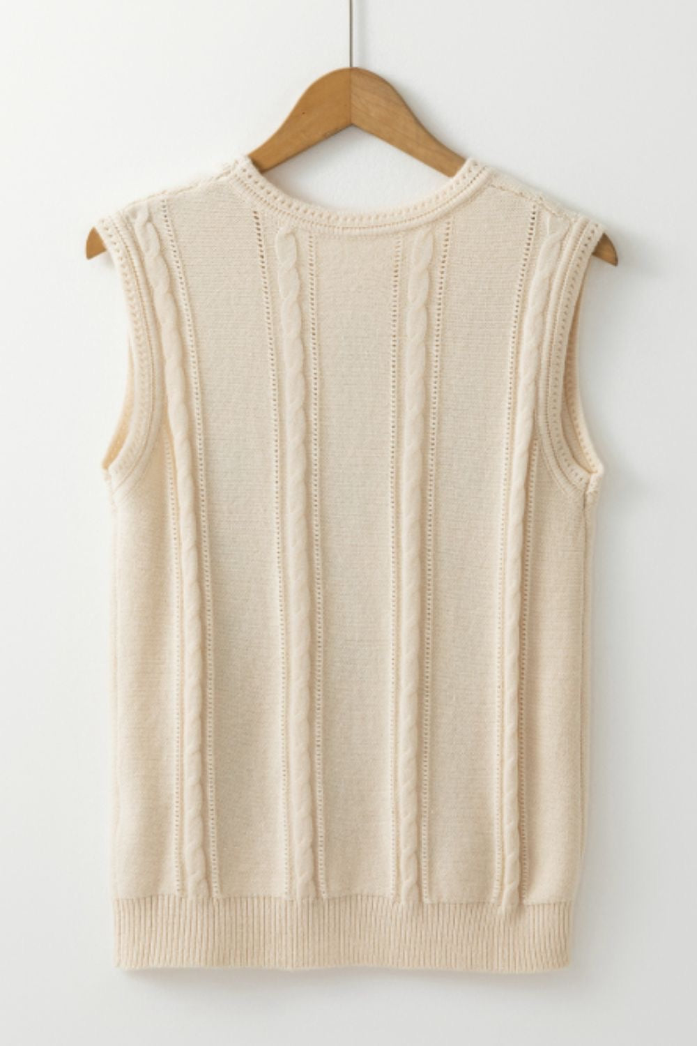 Floral Embroidered Cable Knit Sweater Vest