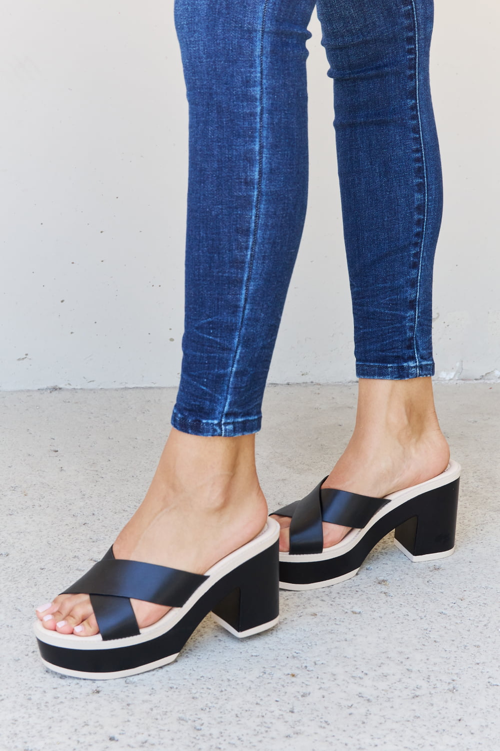 Black Open Toe Sandals