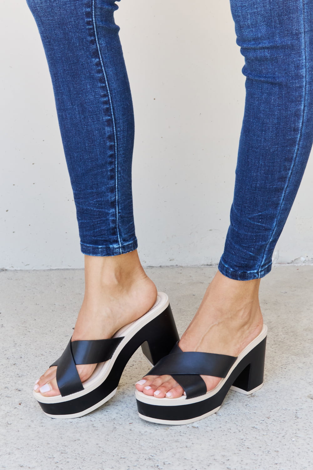 Black Open Toe Sandals